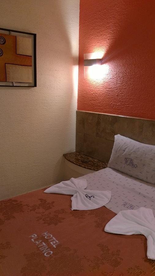 Hotel Platino Гвадалахара Экстерьер фото